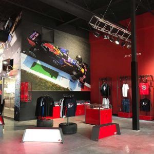 K1 Speed Montréal retail area