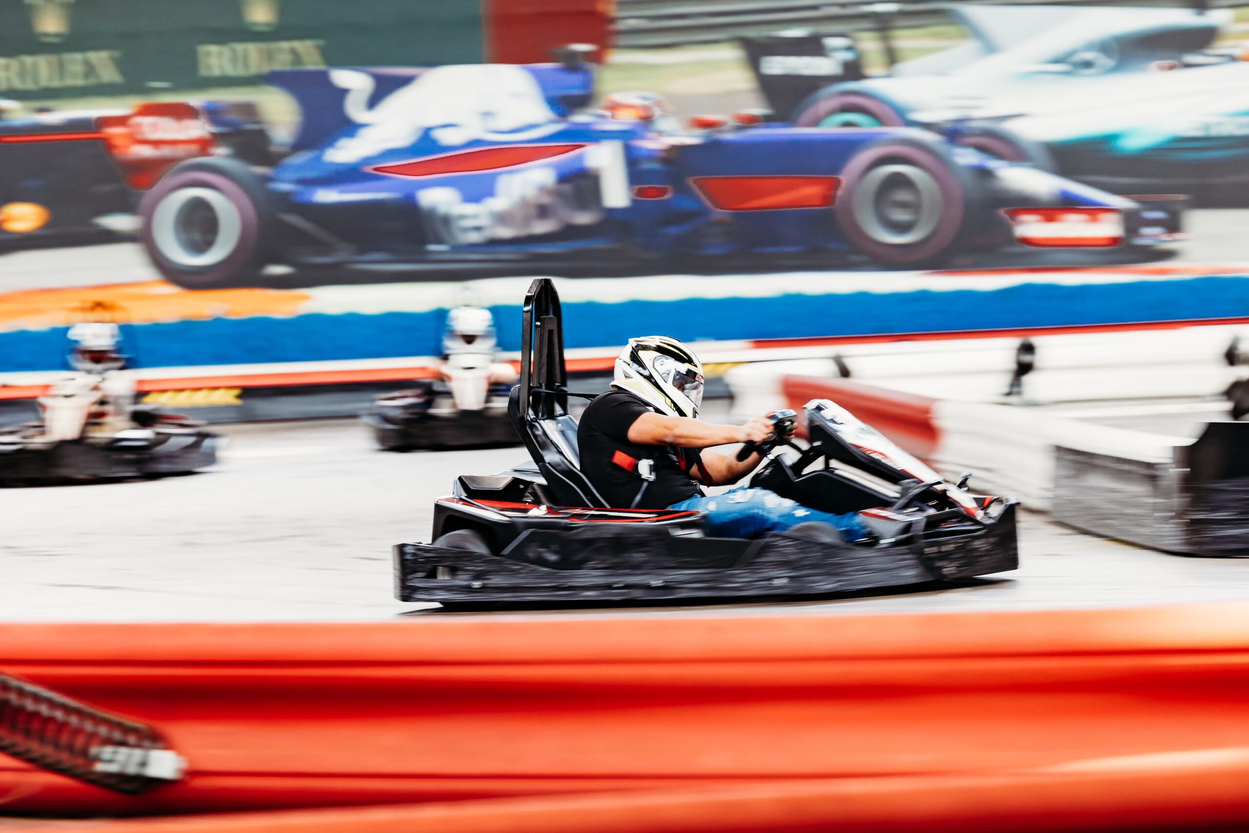Learn how to turn one perfect lap into every lap with simple techniques for focus, smoothness, and rock-solid consistency.
